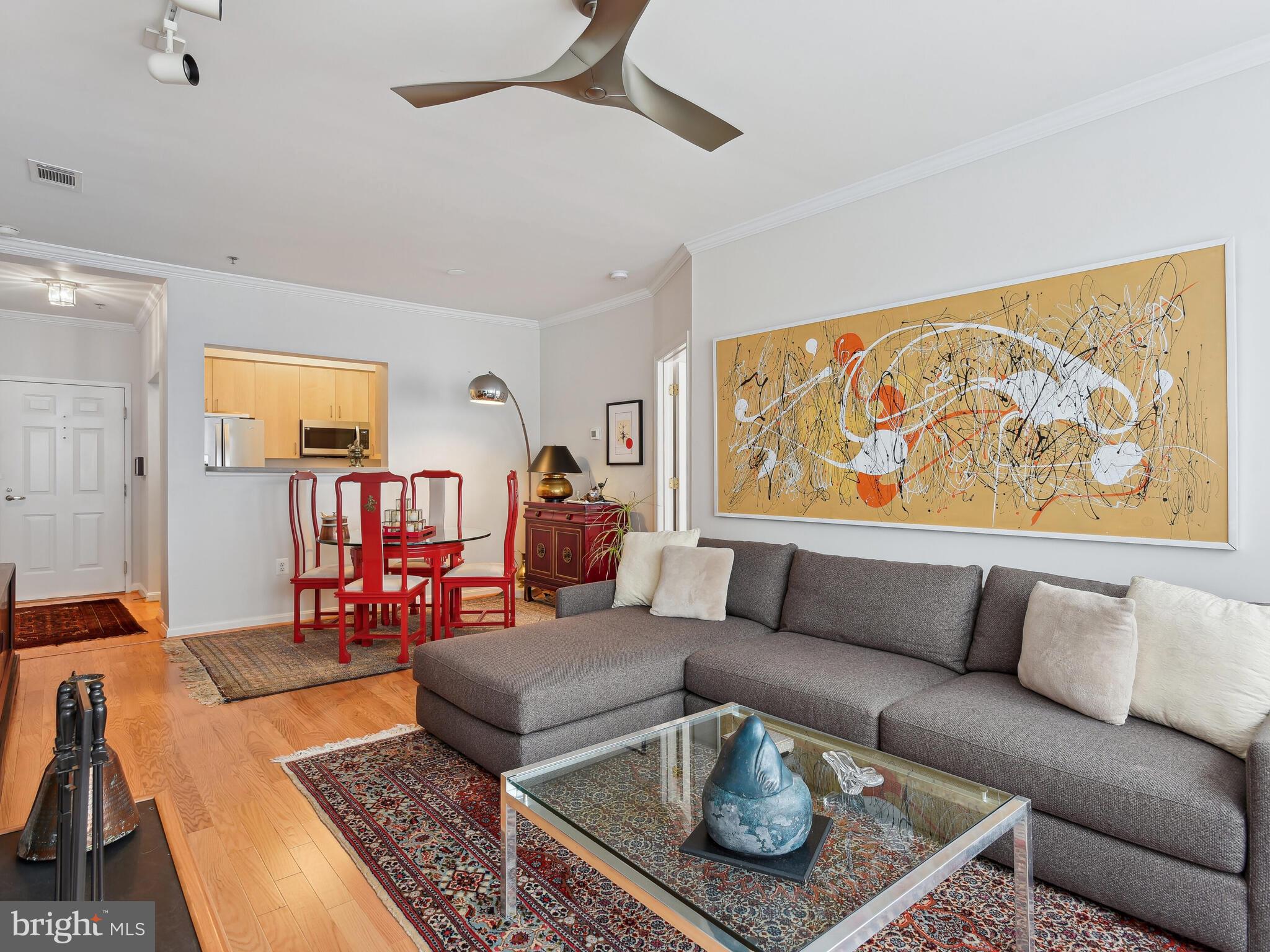 STRATFORD COURT - Residential