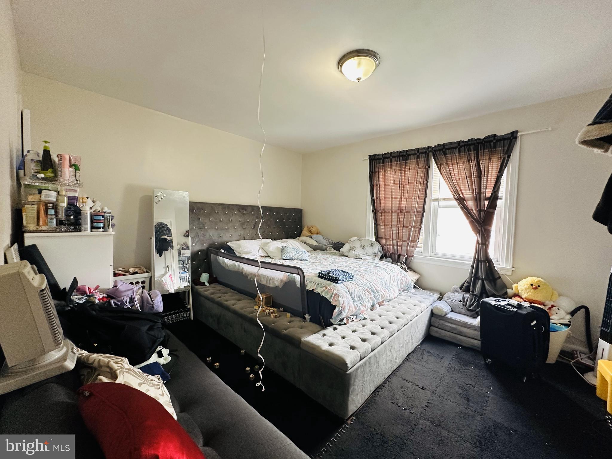 MAYFAIR - Residential