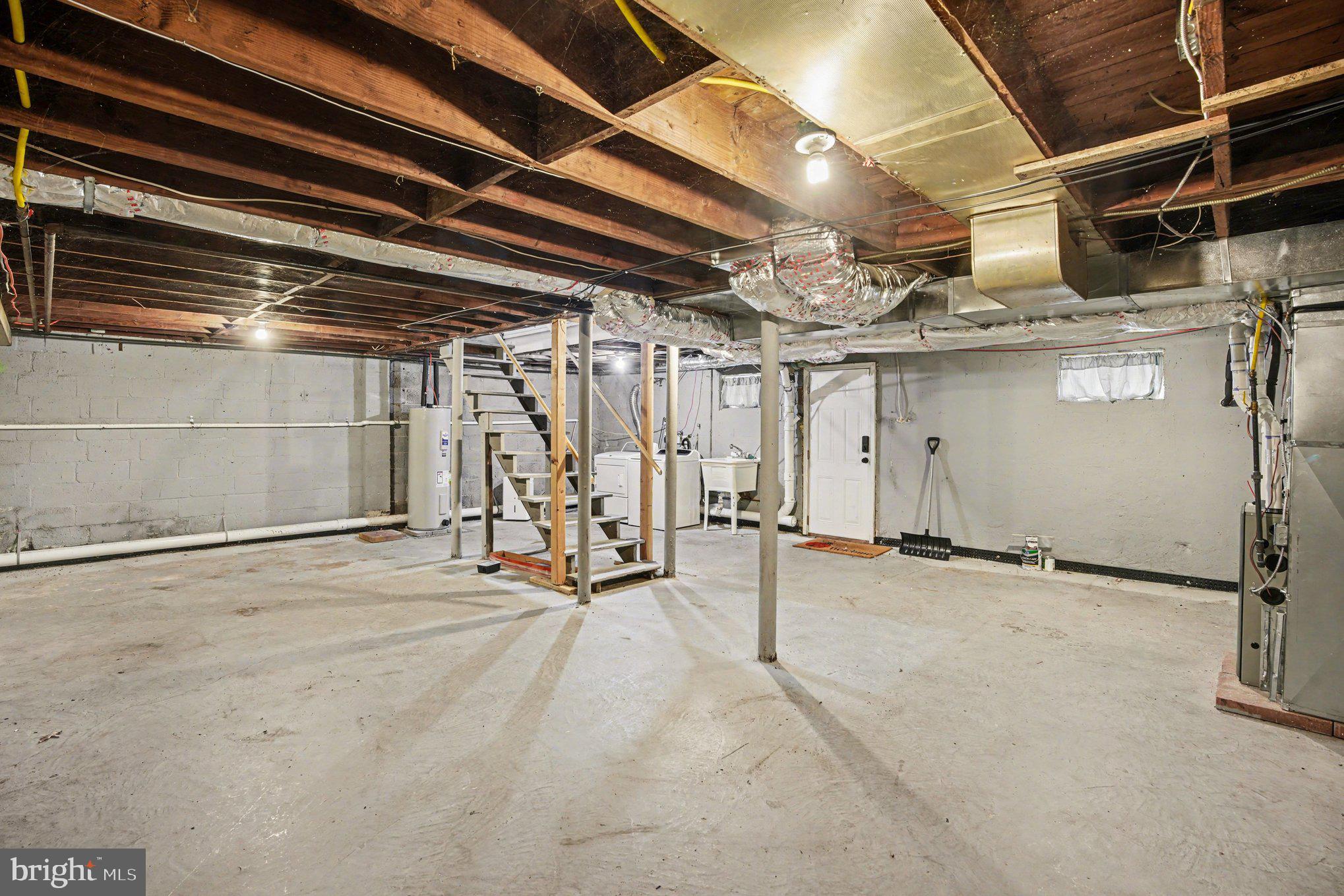 ROSLYN - Residential