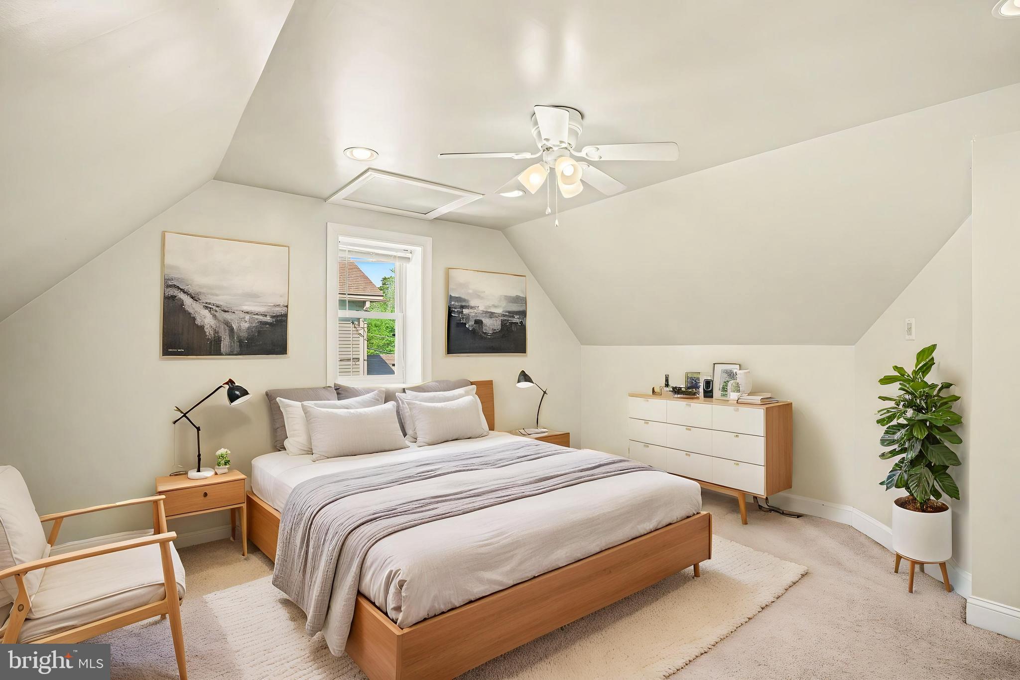 ROSLYN - Residential