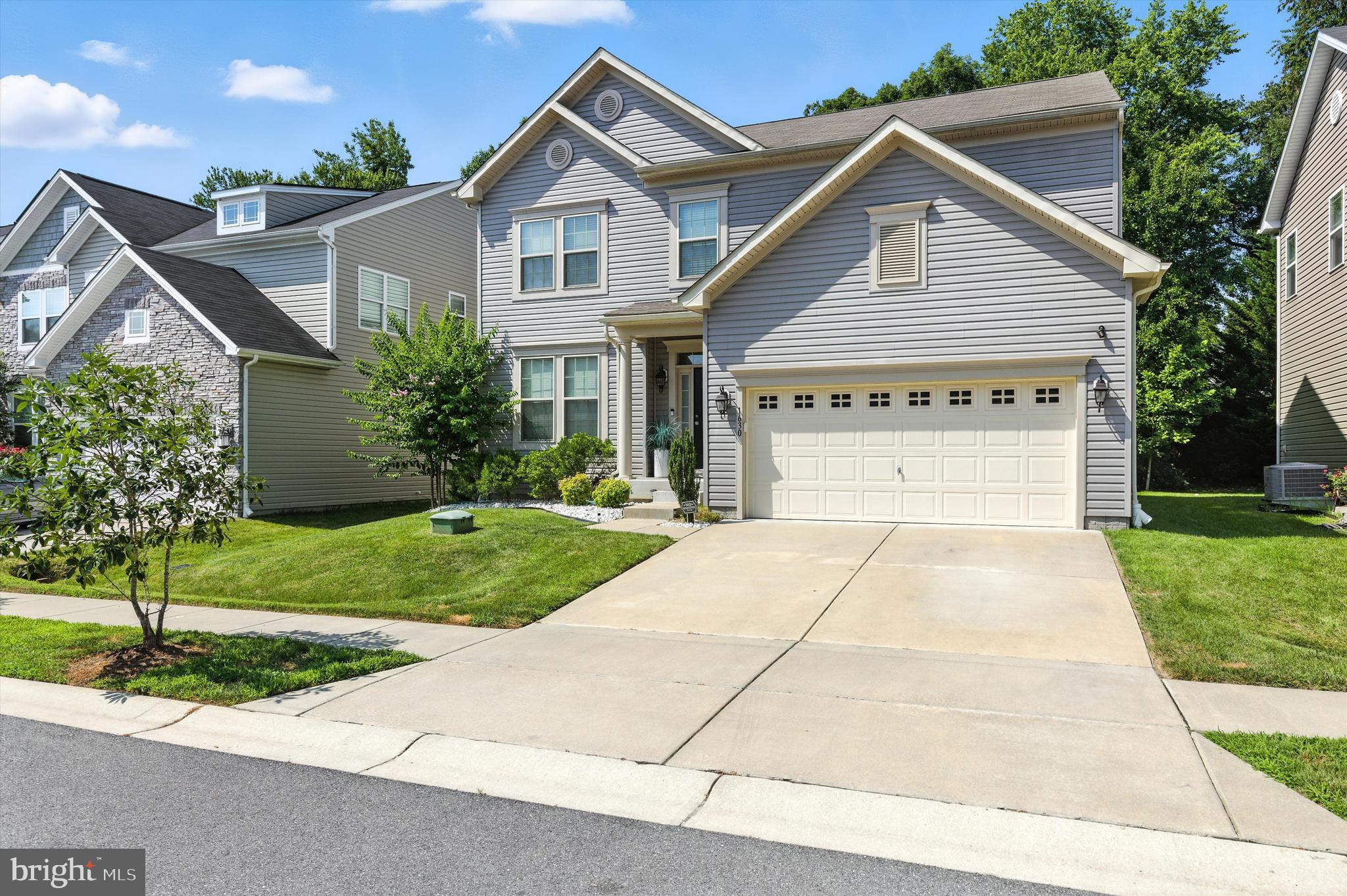 1630 HEKLA LANE