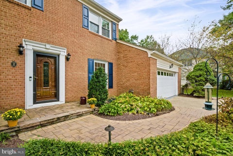 Photo of 4217 Scotland Road, ALEXANDRIA, VA 22309 (MLS # VAFX2346334)