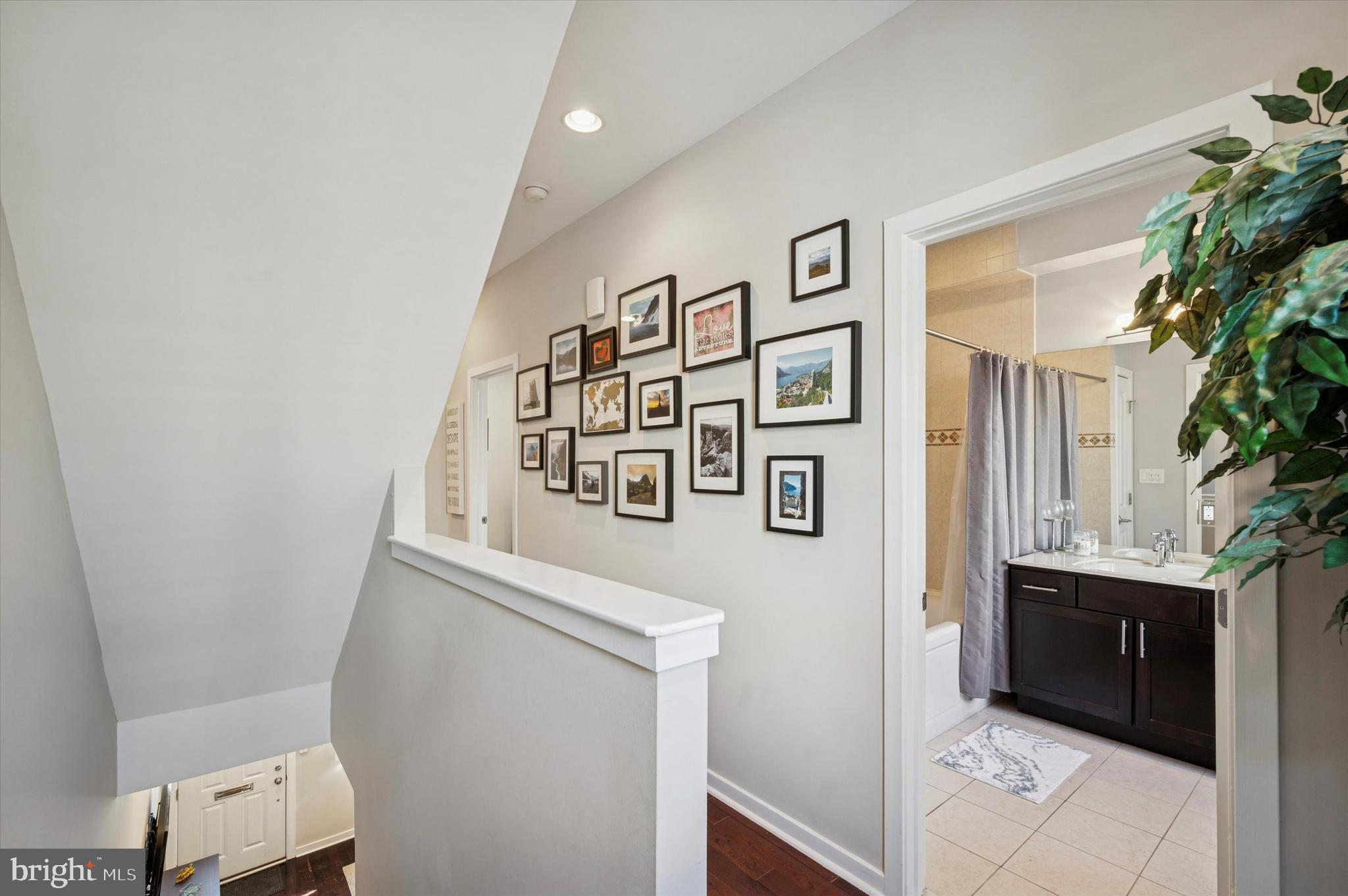 GRADUATE HOSPITAL - Residential