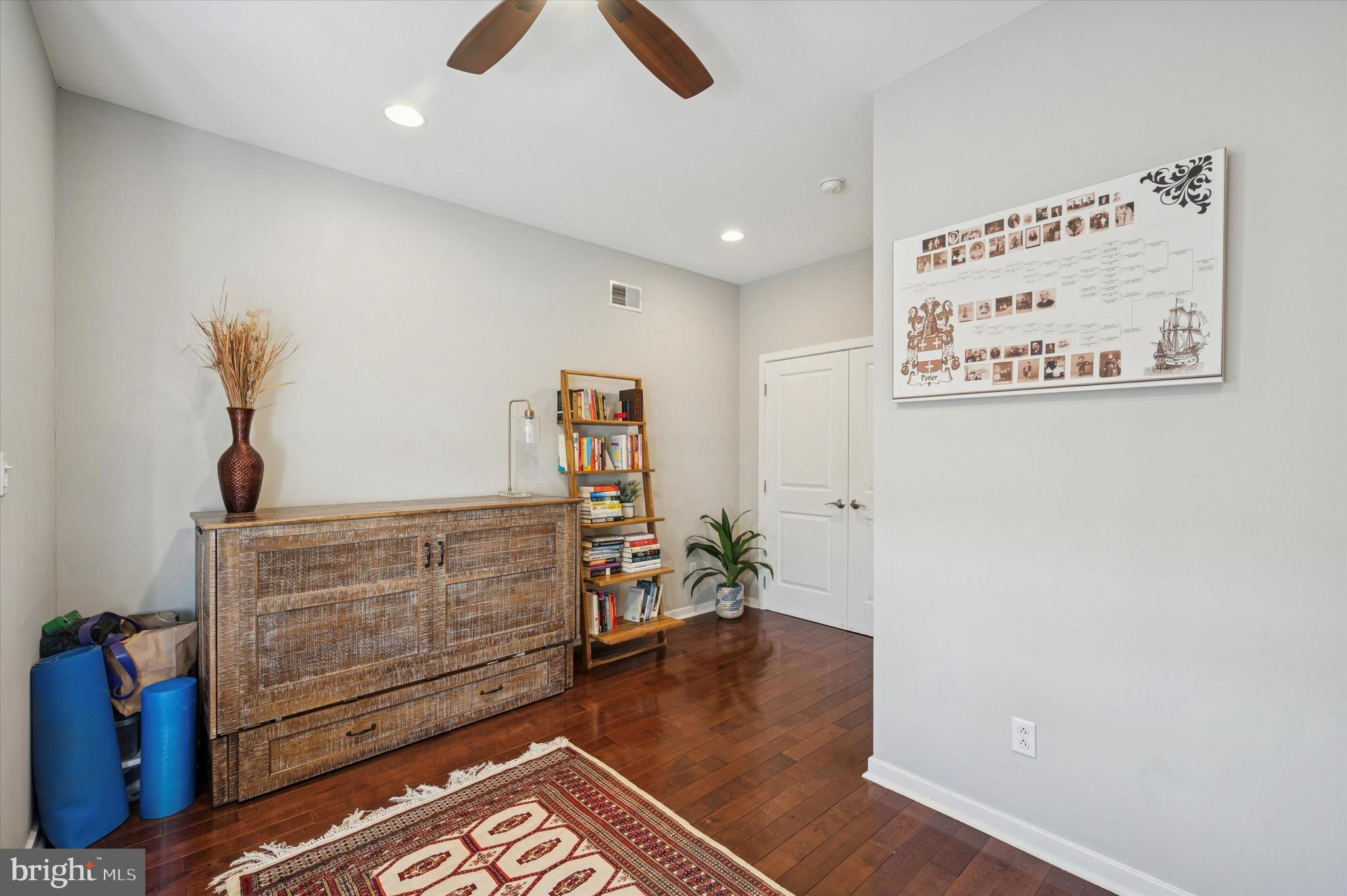 GRADUATE HOSPITAL - Residential