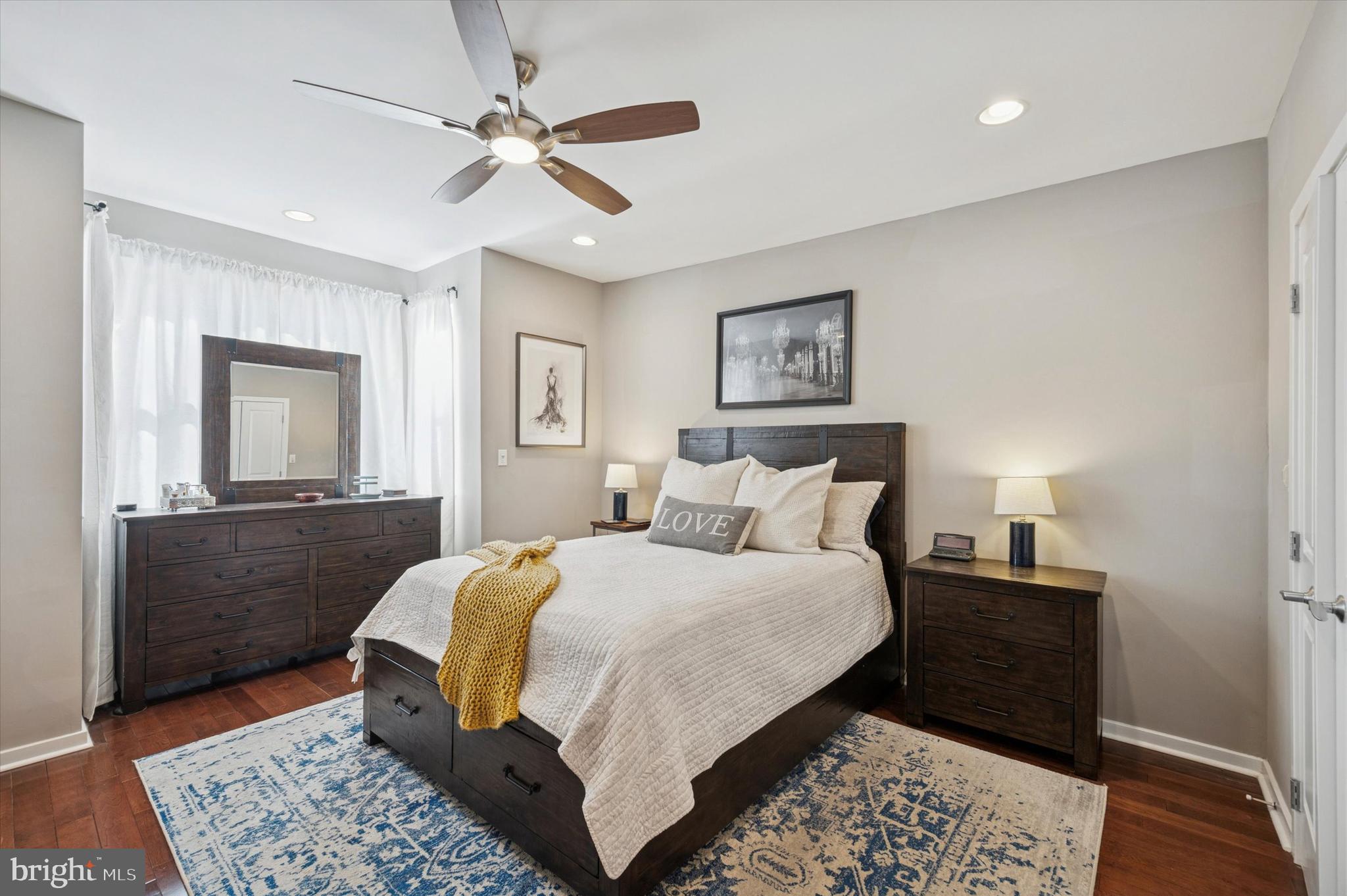 GRADUATE HOSPITAL - Residential