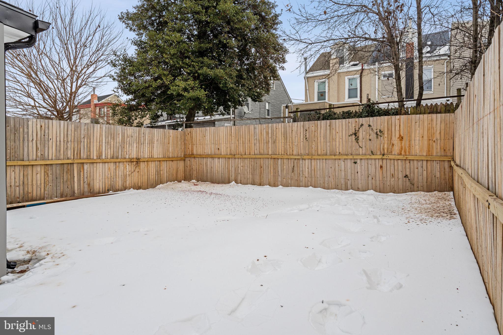 BRIDESBURG - Residential