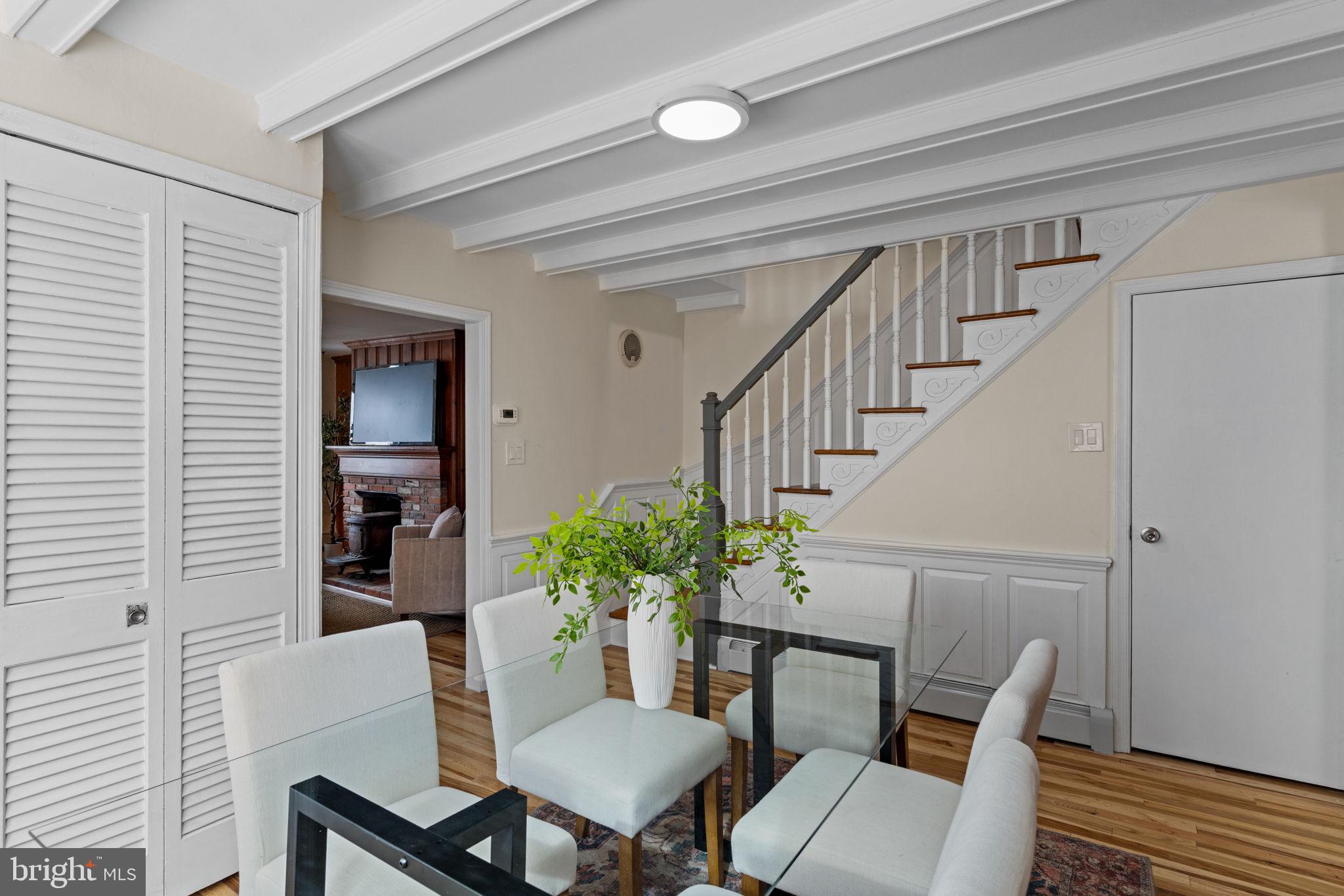 BRIDESBURG - Residential