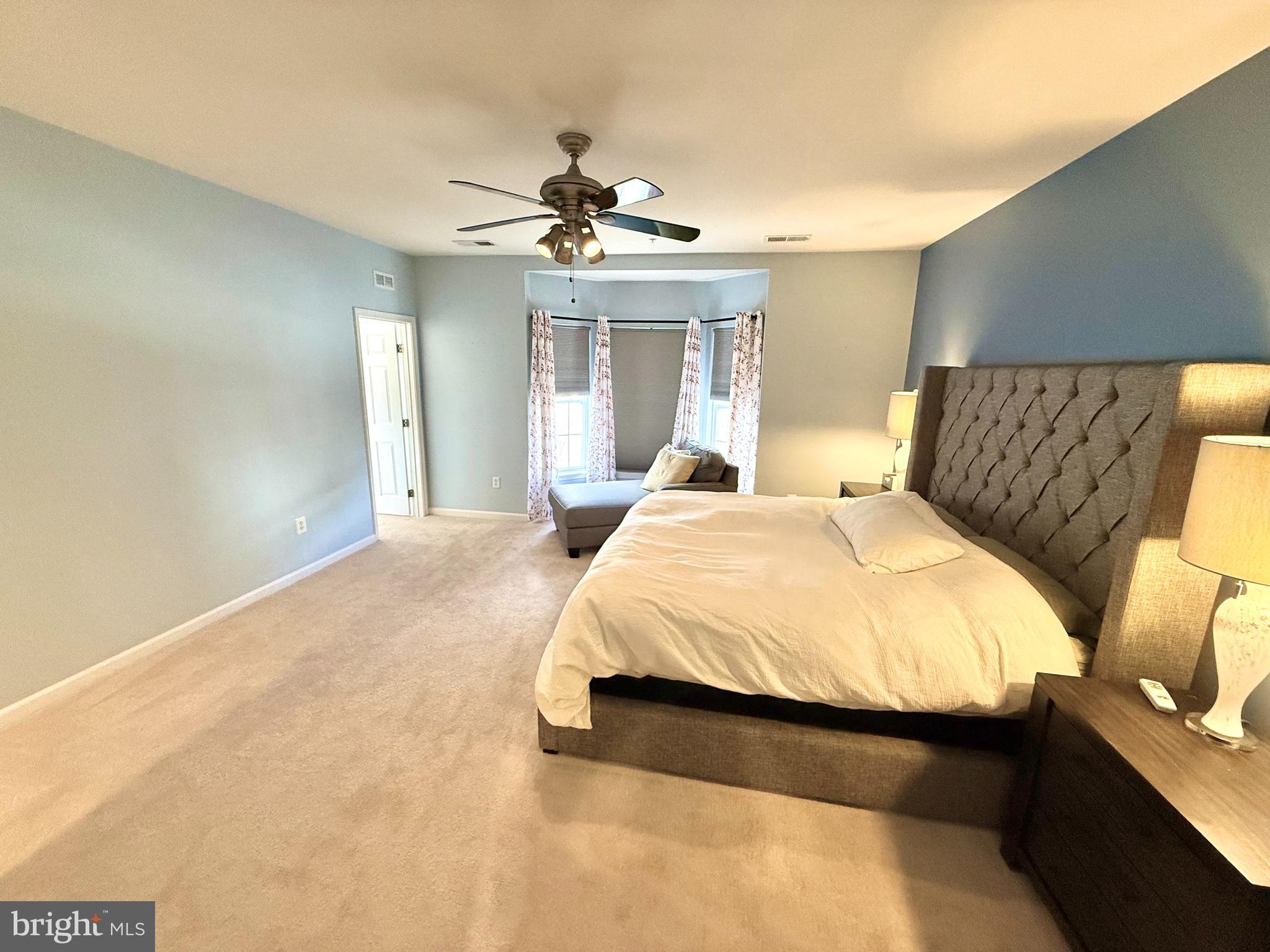 ELKRIDGE CROSSING - Residential