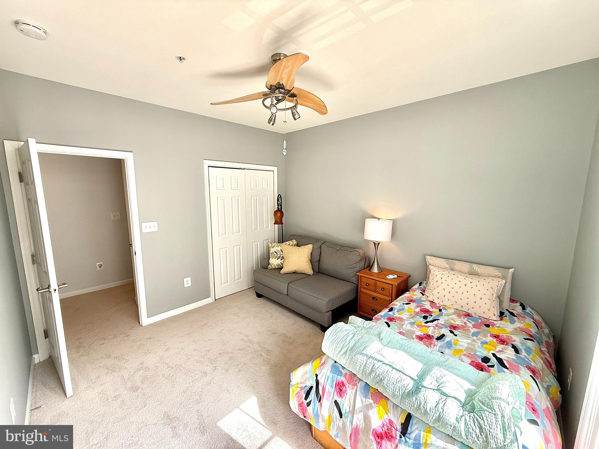 ELKRIDGE CROSSING - Residential