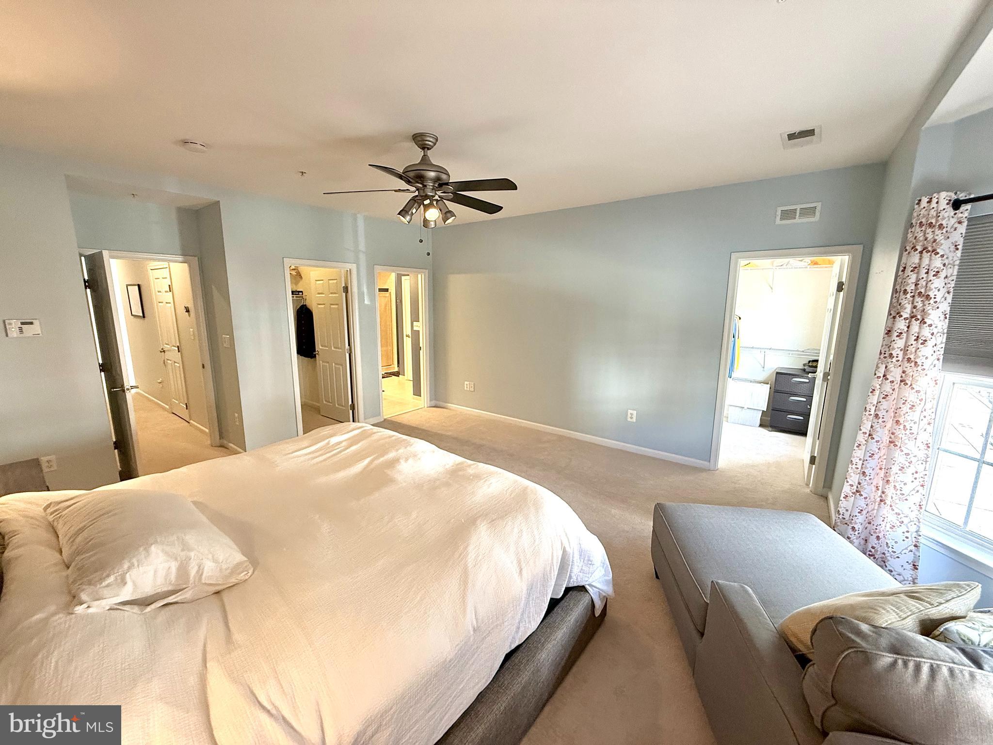 ELKRIDGE CROSSING - Residential