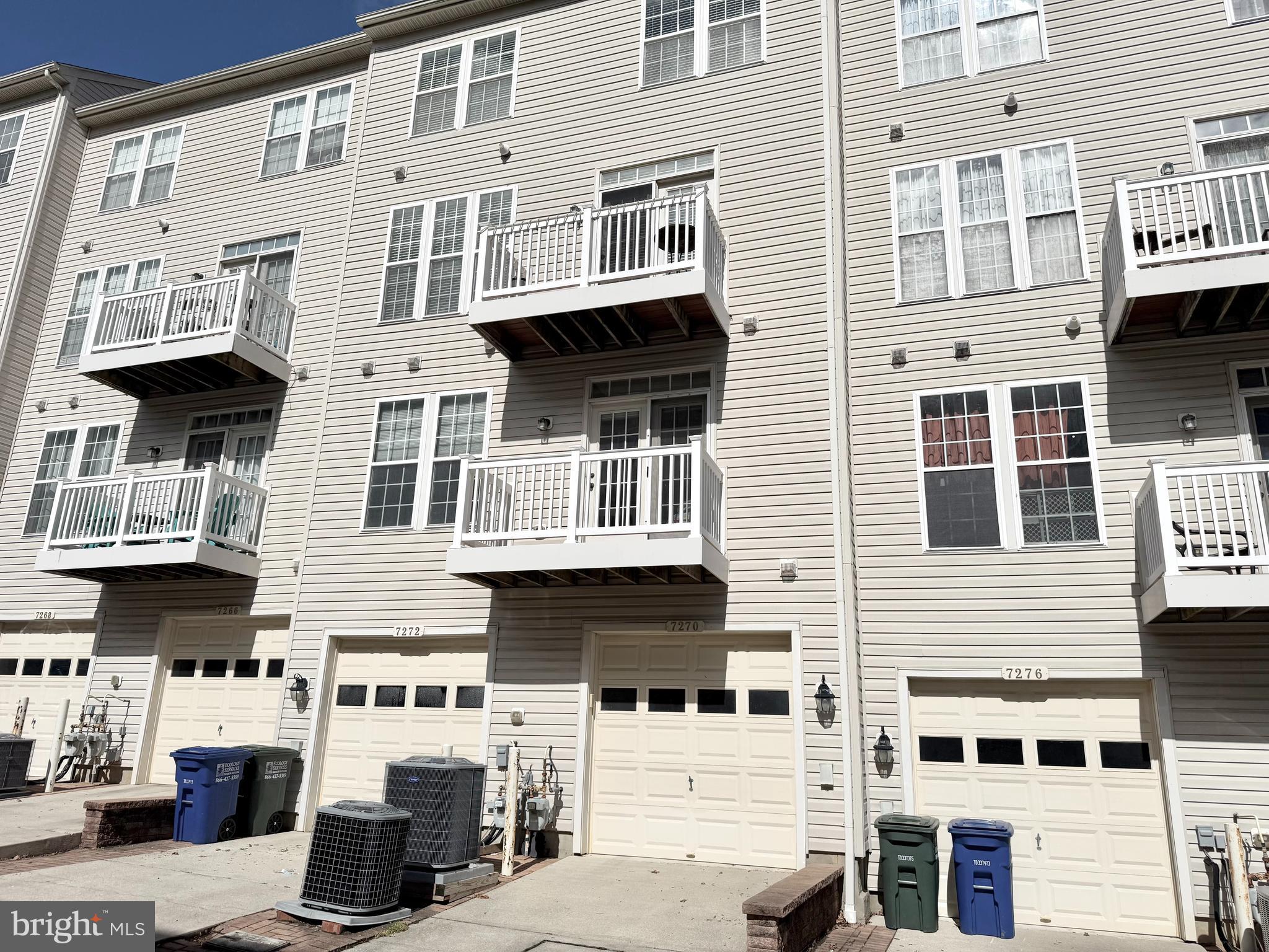 ELKRIDGE CROSSING - Residential