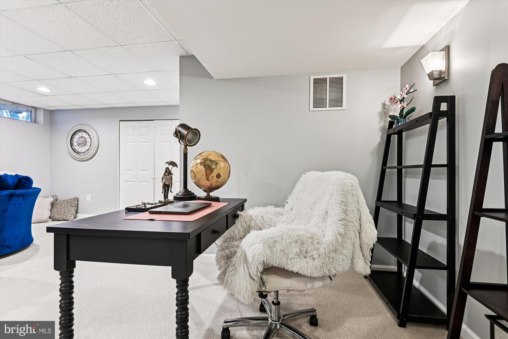 LONG BAR HARBOR - Residential