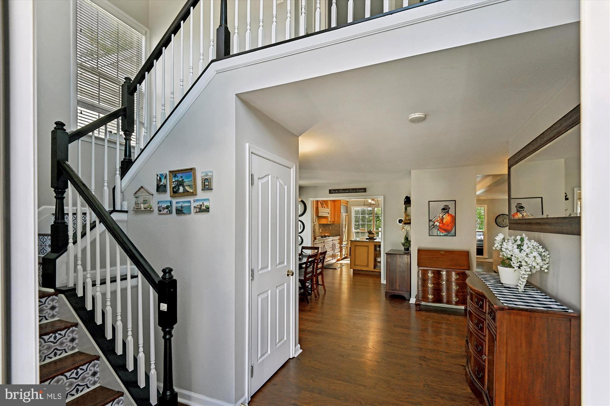 LONG BAR HARBOR - Residential