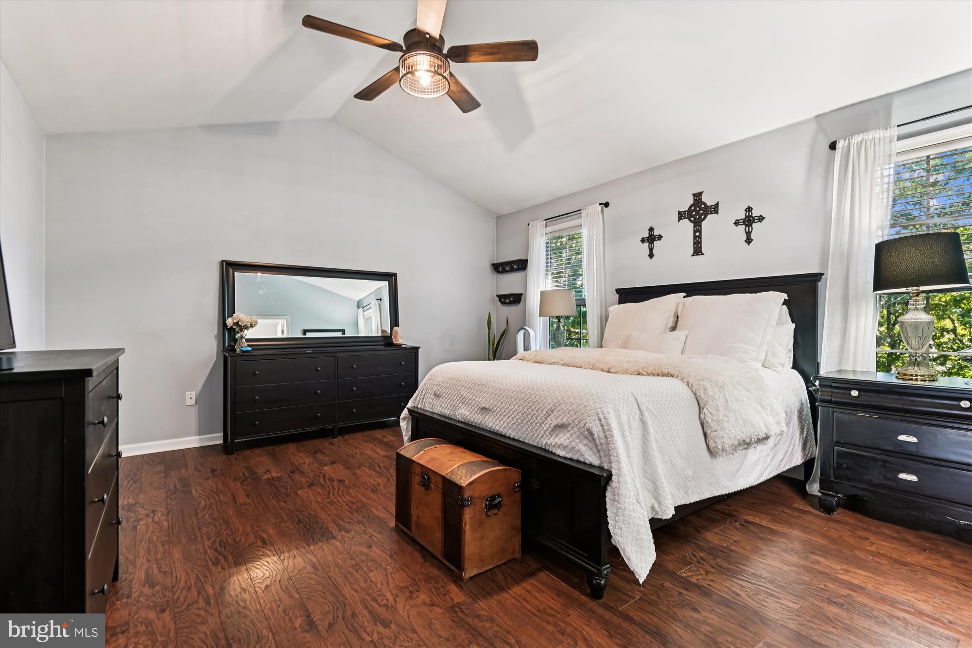 LONG BAR HARBOR - Residential