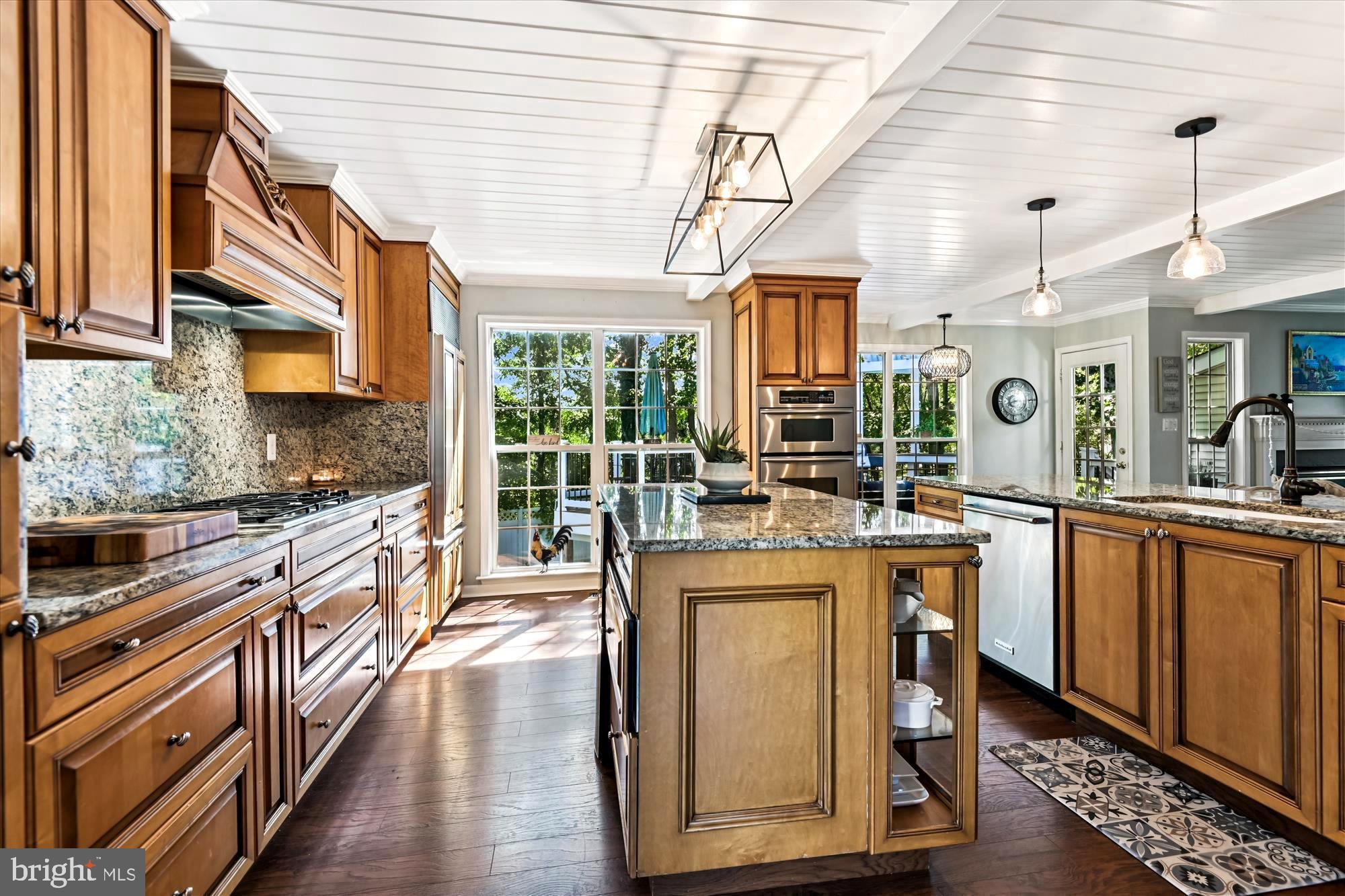 LONG BAR HARBOR - Residential