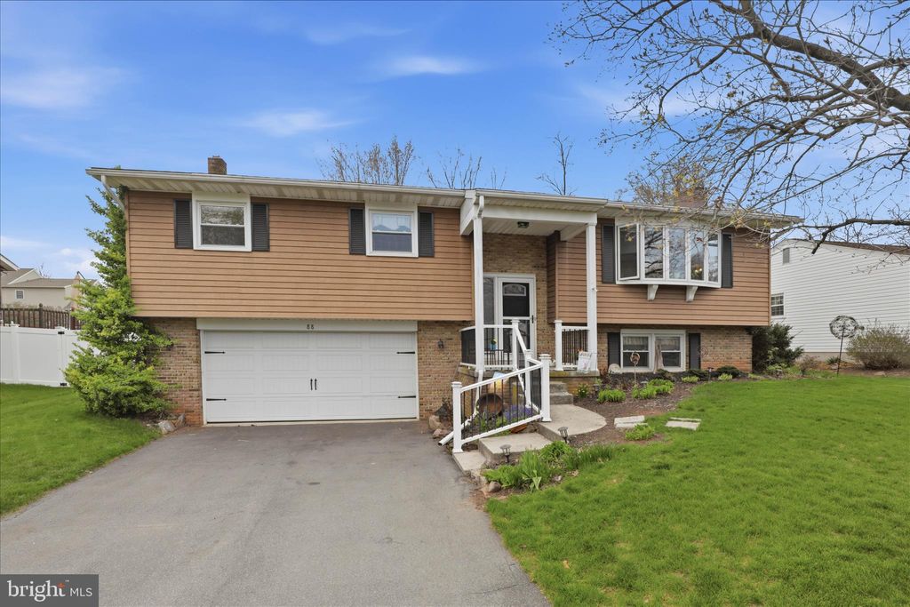 Photo of 88 Scenic Drive, DENVER, PA 17517 (MLS # PALA2086986)