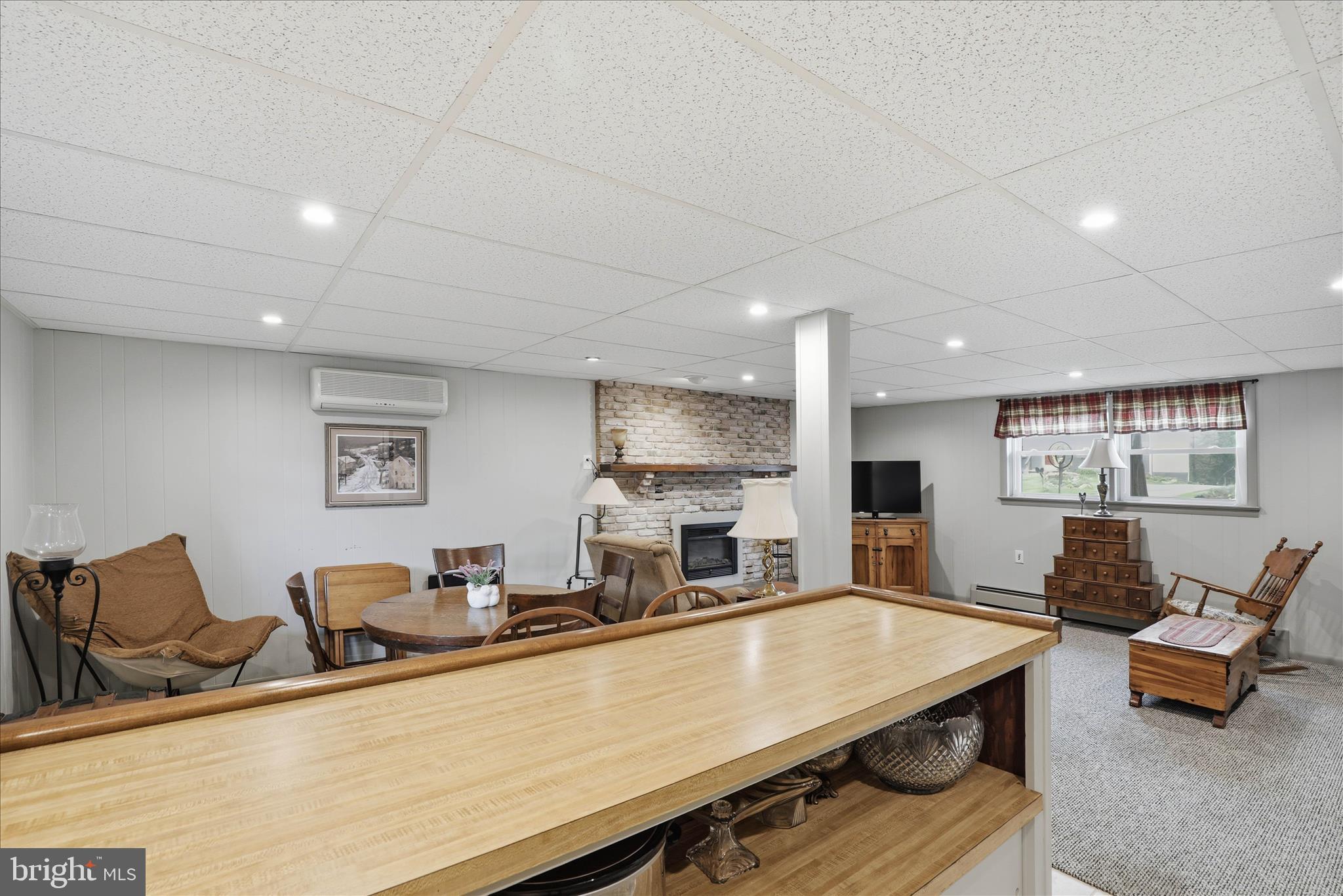 MEADOWBROOK ESTATES - Residential