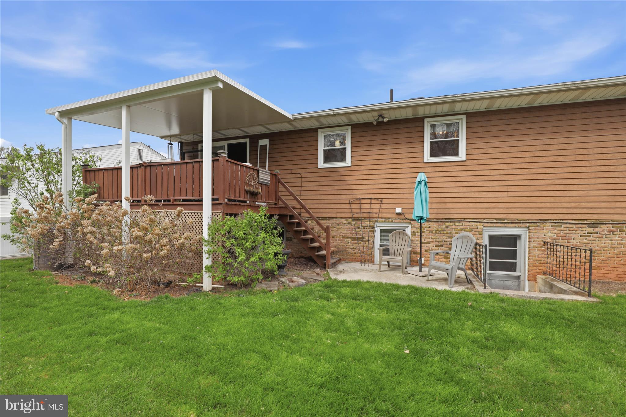 MEADOWBROOK ESTATES - Residential