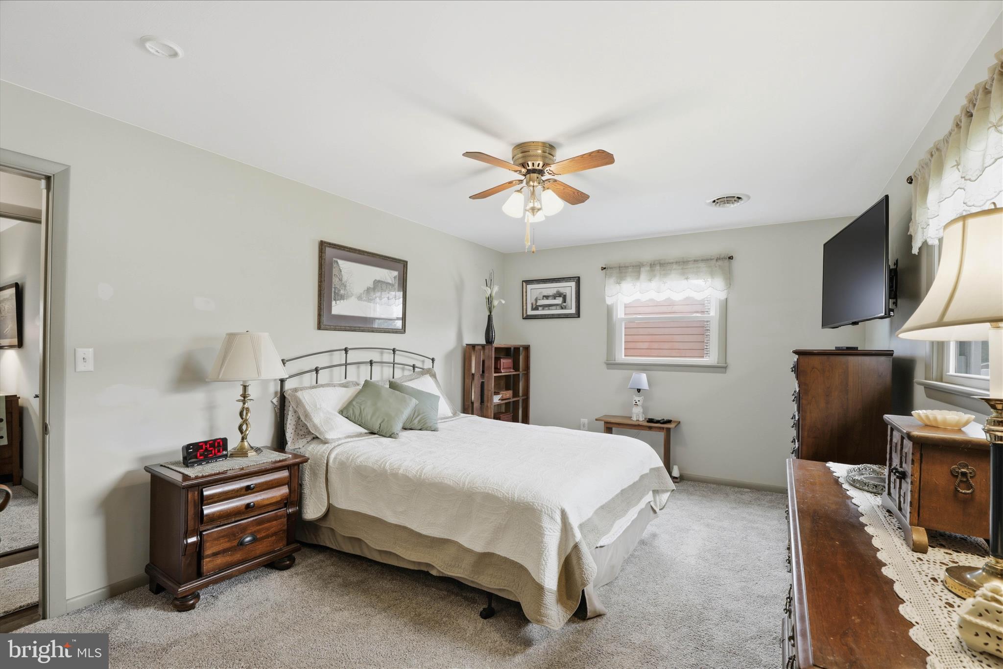 MEADOWBROOK ESTATES - Residential