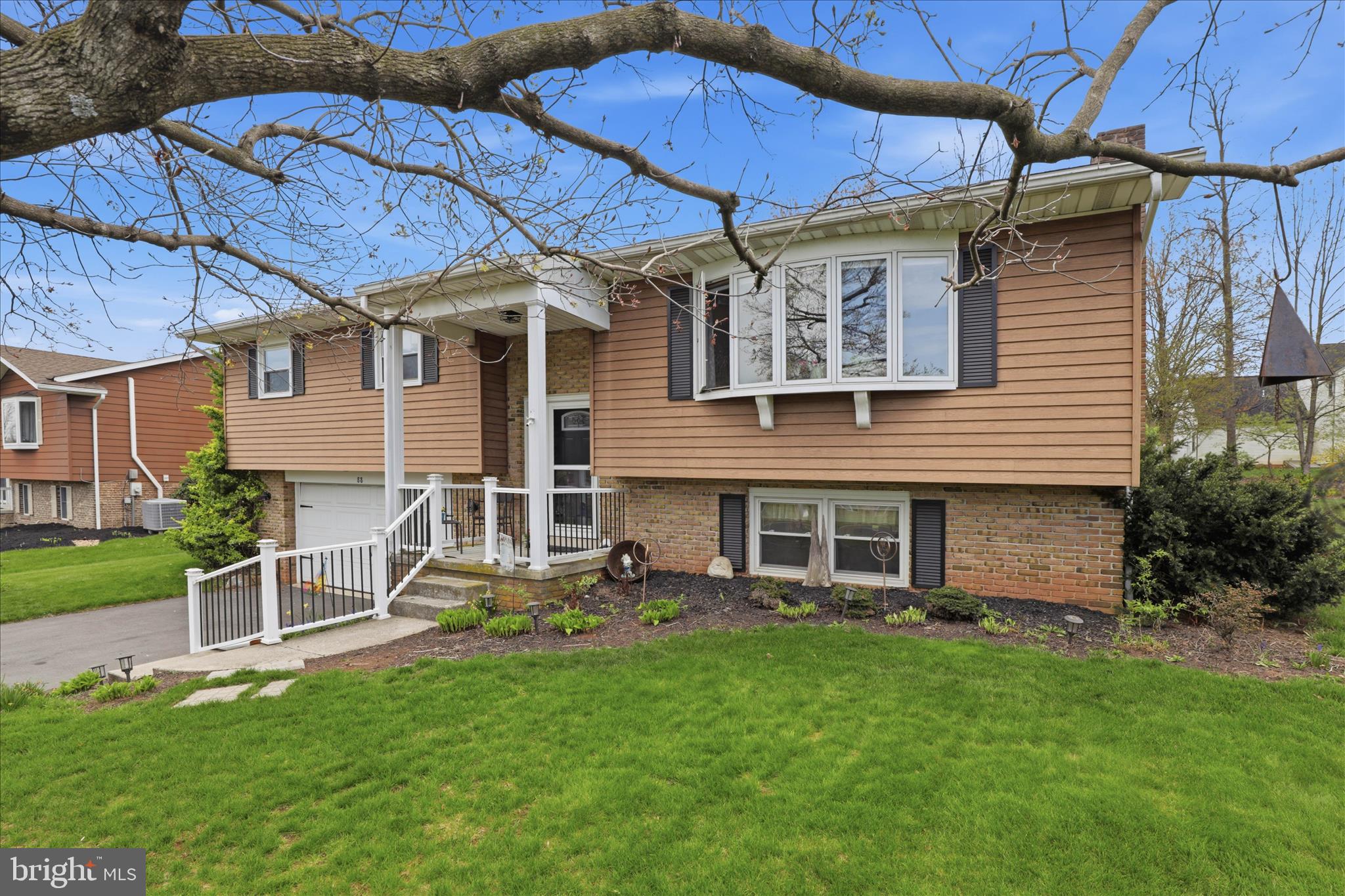 MEADOWBROOK ESTATES - Residential