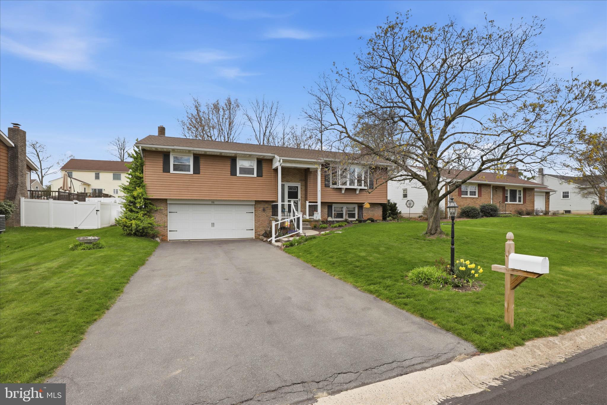 MEADOWBROOK ESTATES - Residential