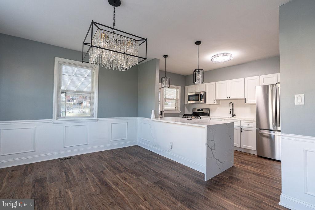 RAMBLEWOOD - Residential