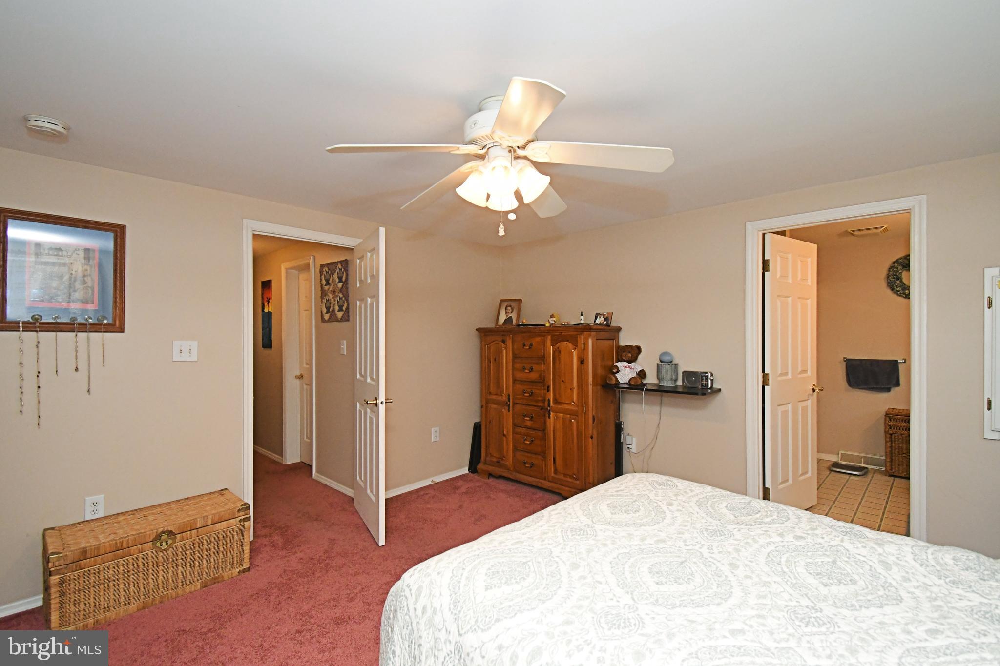 NESHAMINY FALLS - Residential