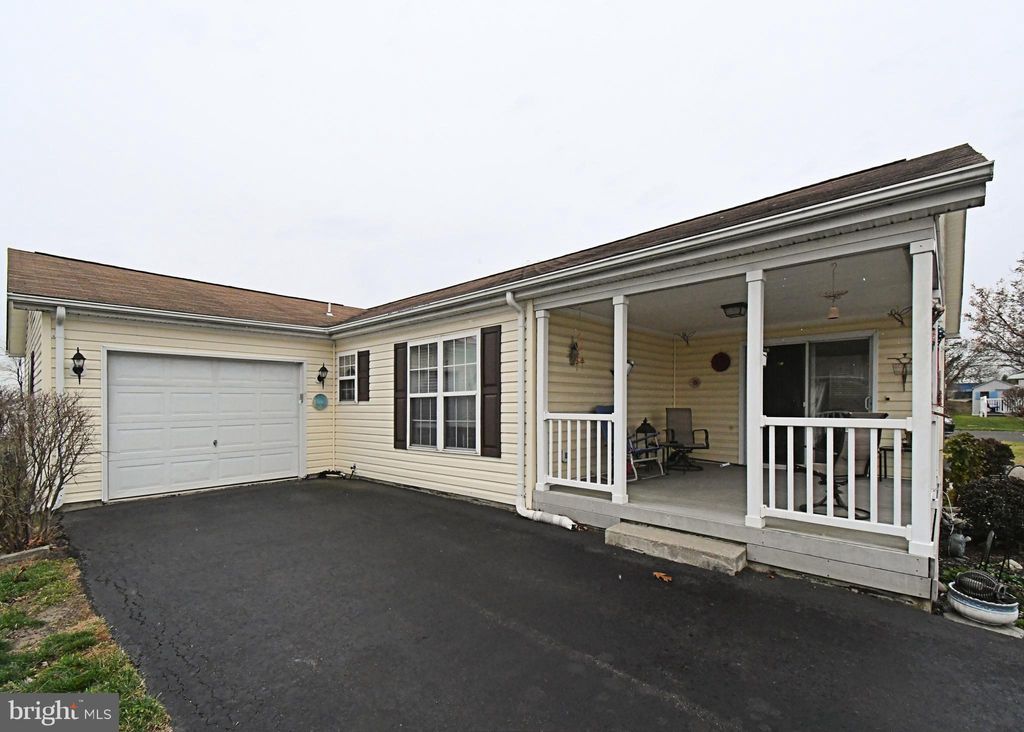 Photo of 2005 Highland Court #2005, NORTH WALES, PA 19454 (MLS # PAMC2162676)
