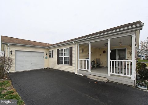 2005 HIGHLAND COURT 2005 NORTH WALES PA 19454