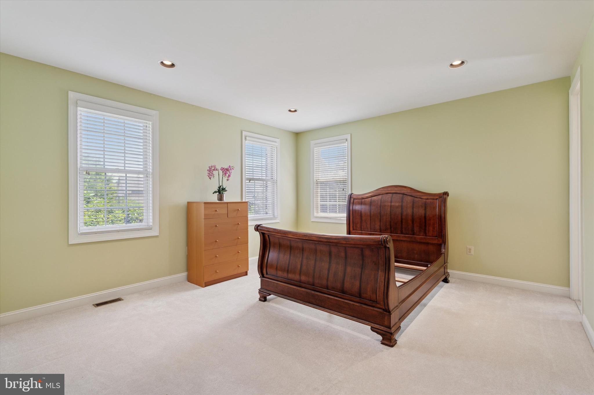 TREWELLYN CROSSING - Residential