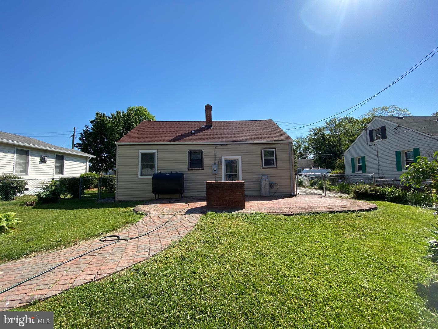 ENGLESIDE - Residential Lease