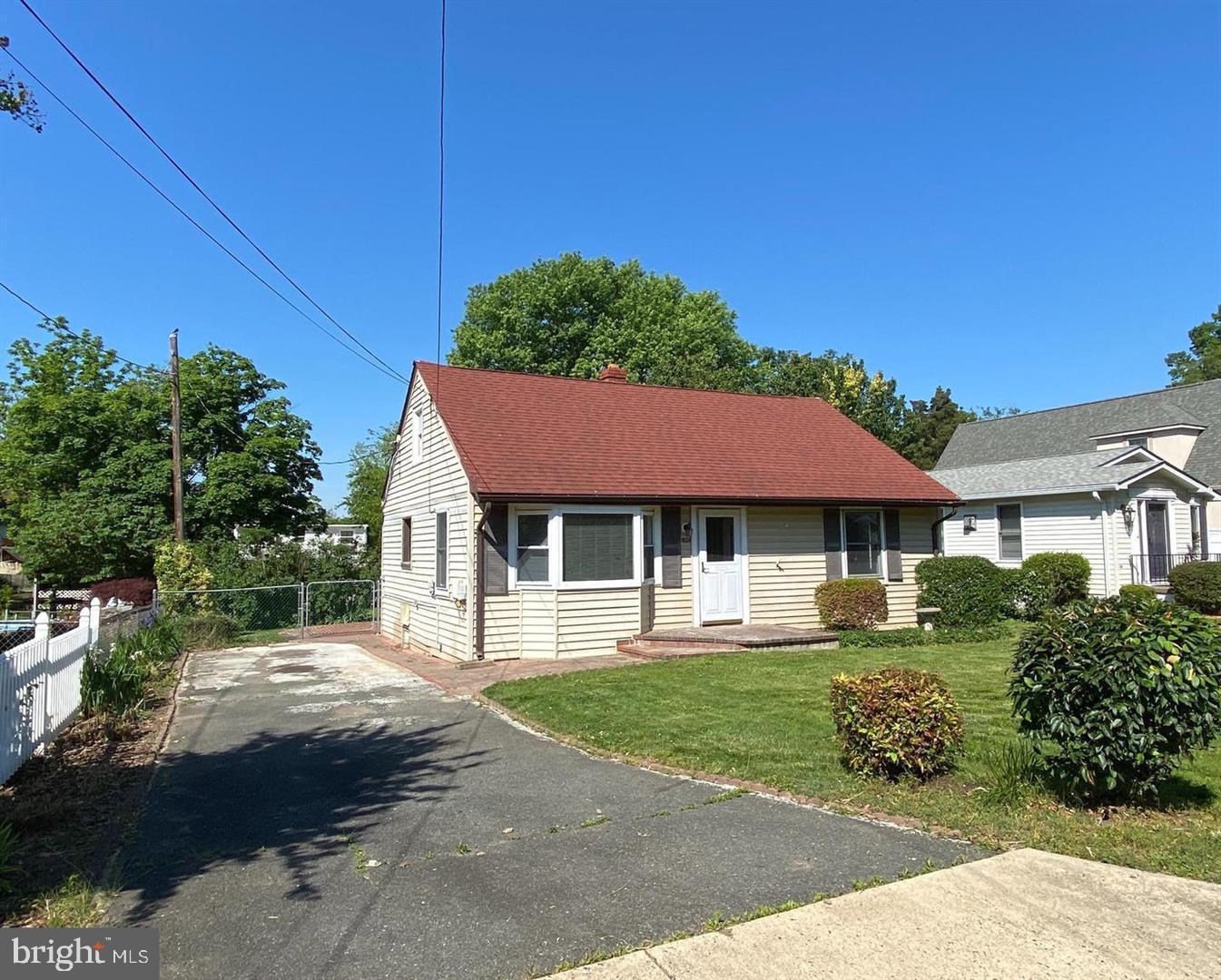 ENGLESIDE - Residential Lease