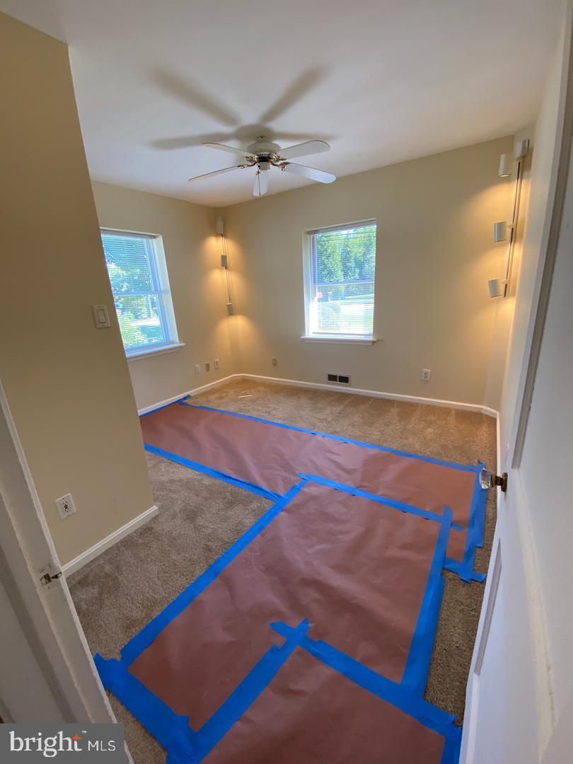 ENGLESIDE - Residential Lease