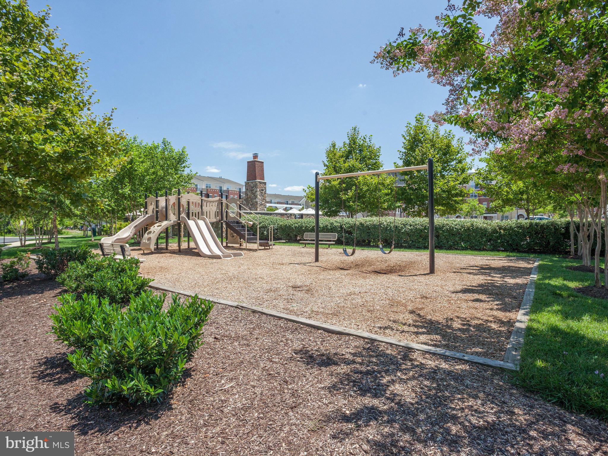 DOWNTOWN BRAMBLETON - Residential