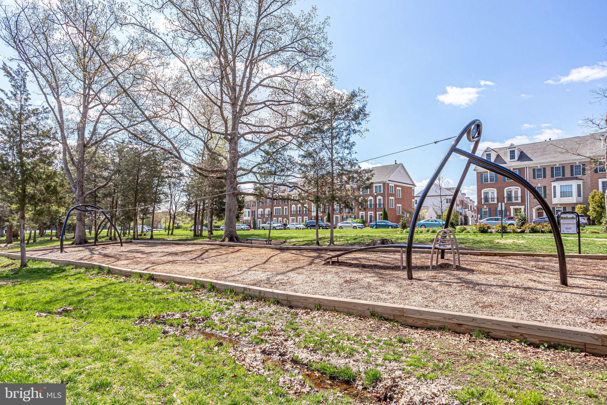 DOWNTOWN BRAMBLETON - Residential