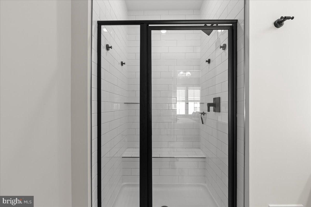 DOWNTOWN BRAMBLETON - Residential