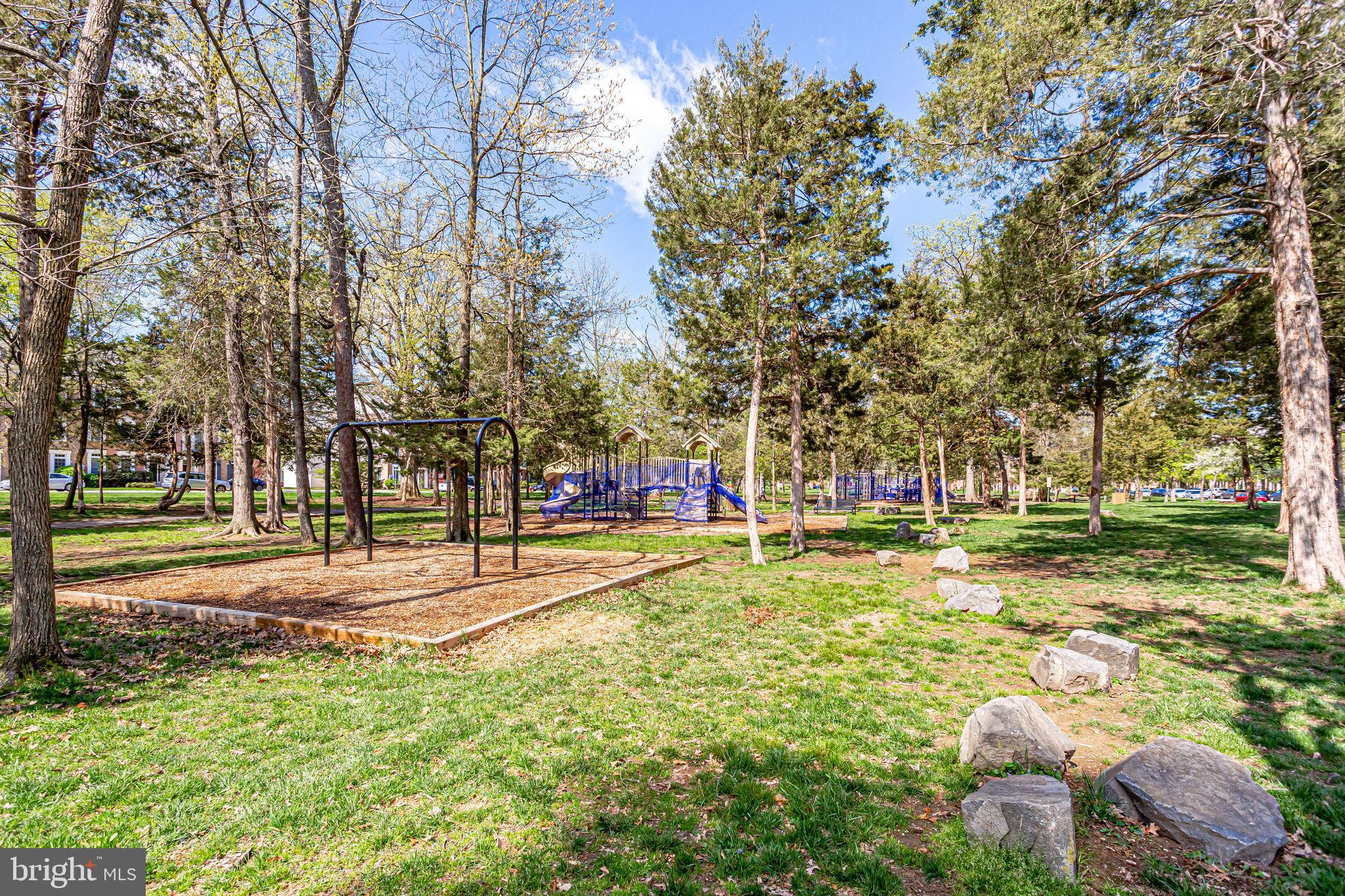 DOWNTOWN BRAMBLETON - Residential