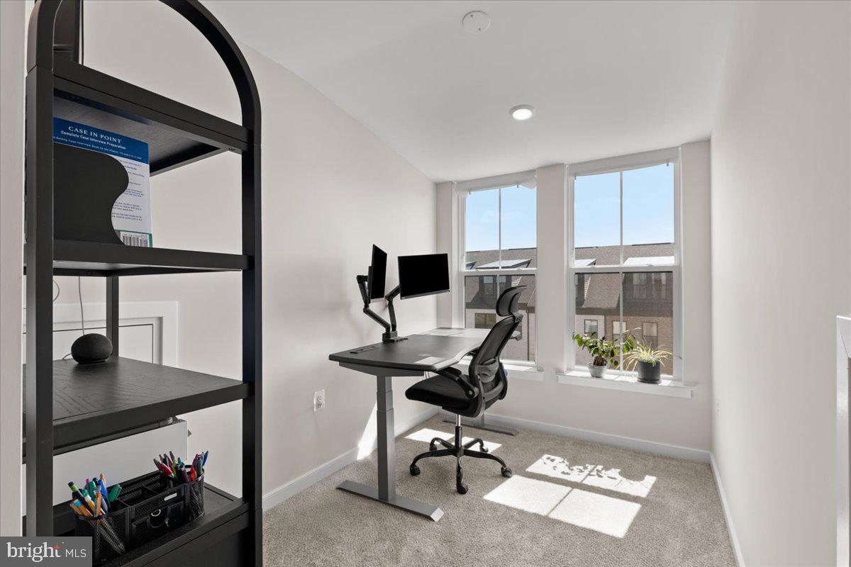 DOWNTOWN BRAMBLETON - Residential