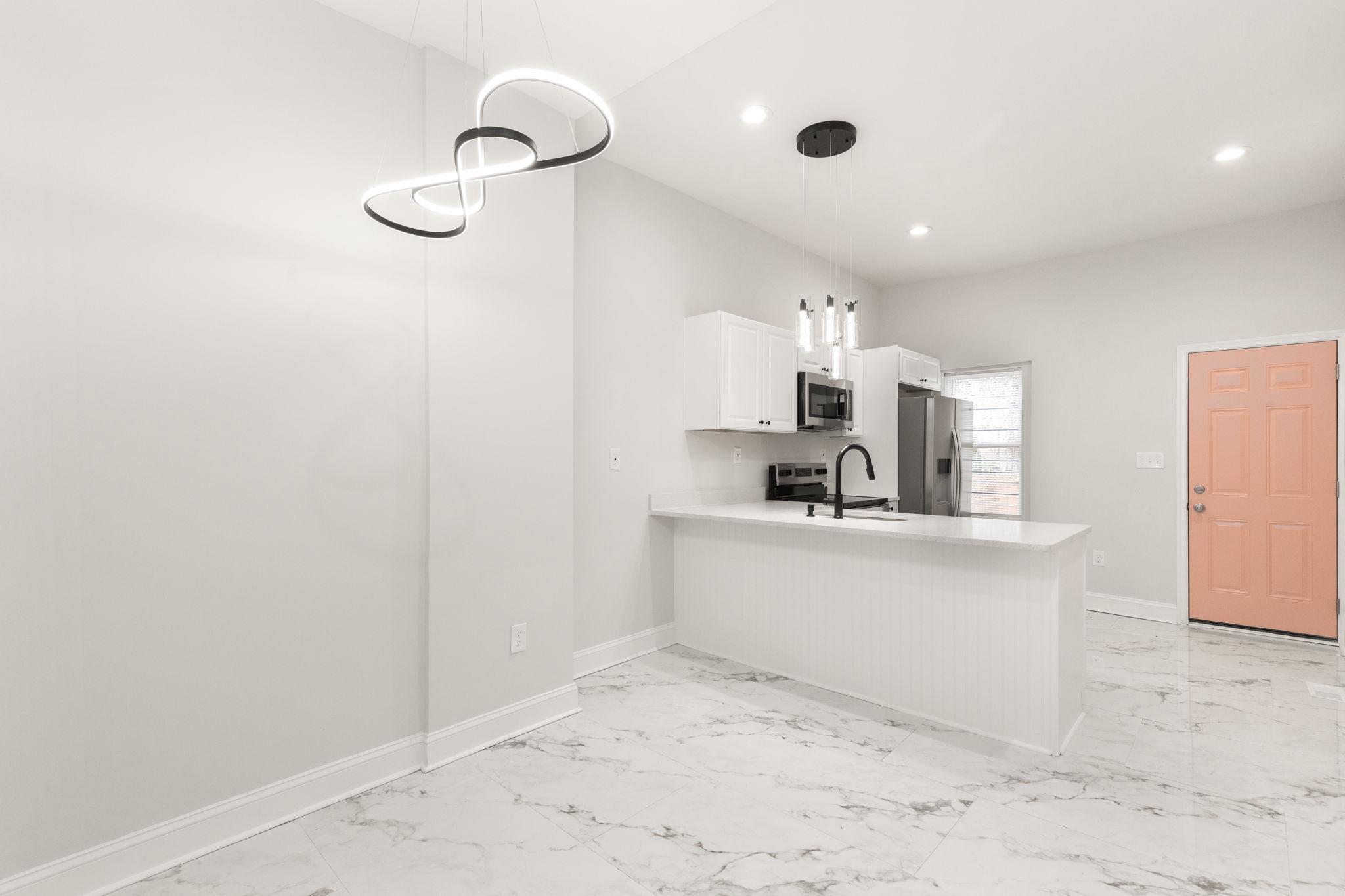 LEXINGTON - Residential