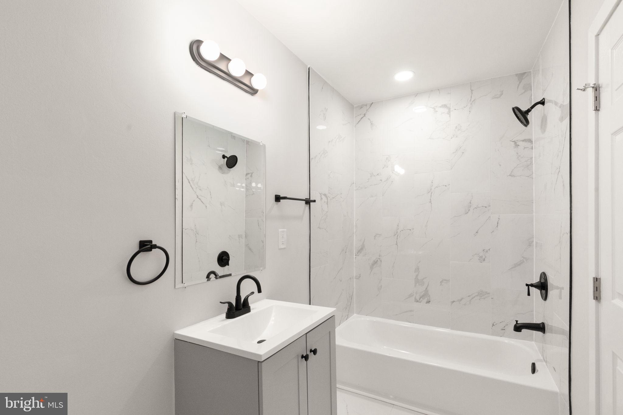 LEXINGTON - Residential