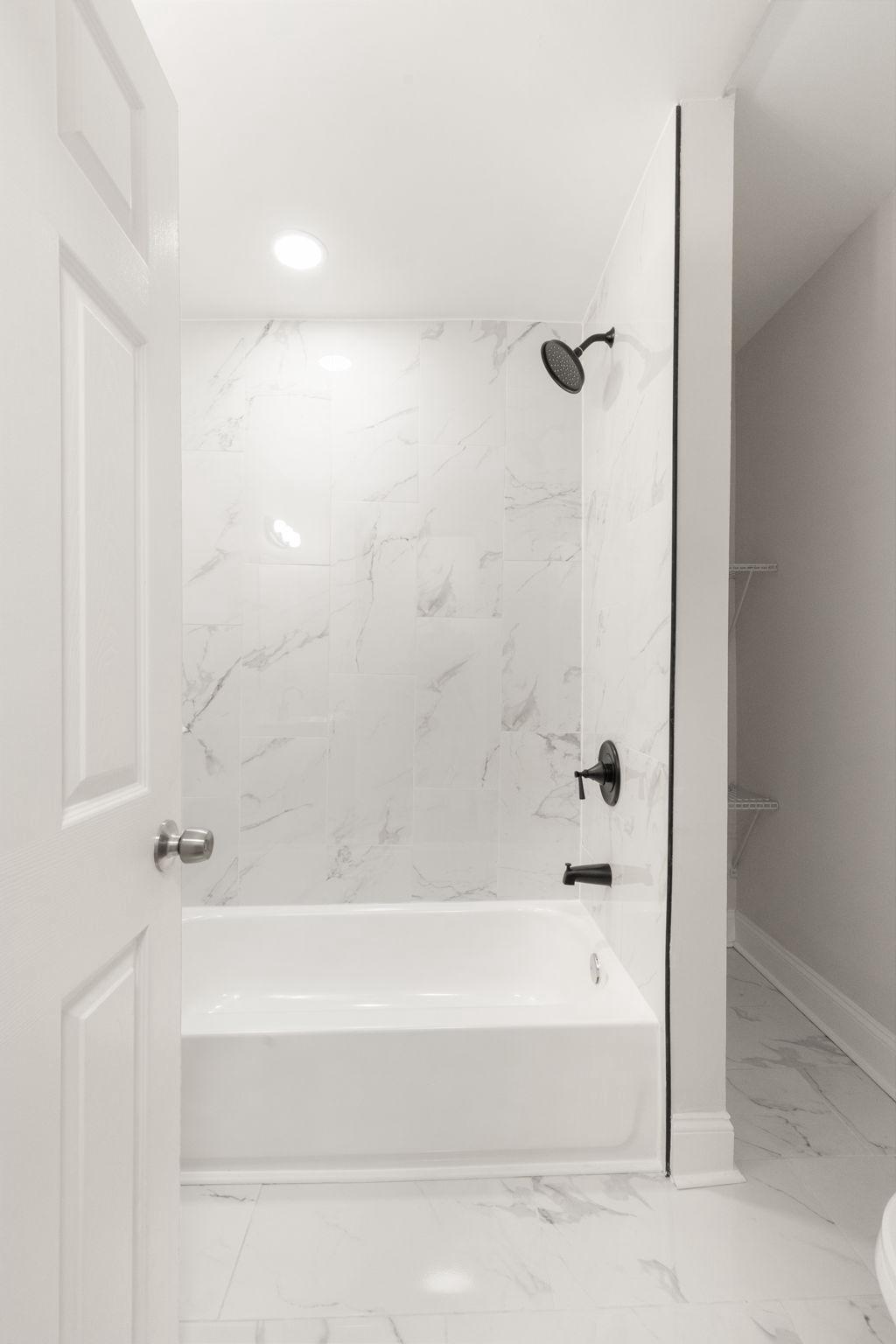 LEXINGTON - Residential