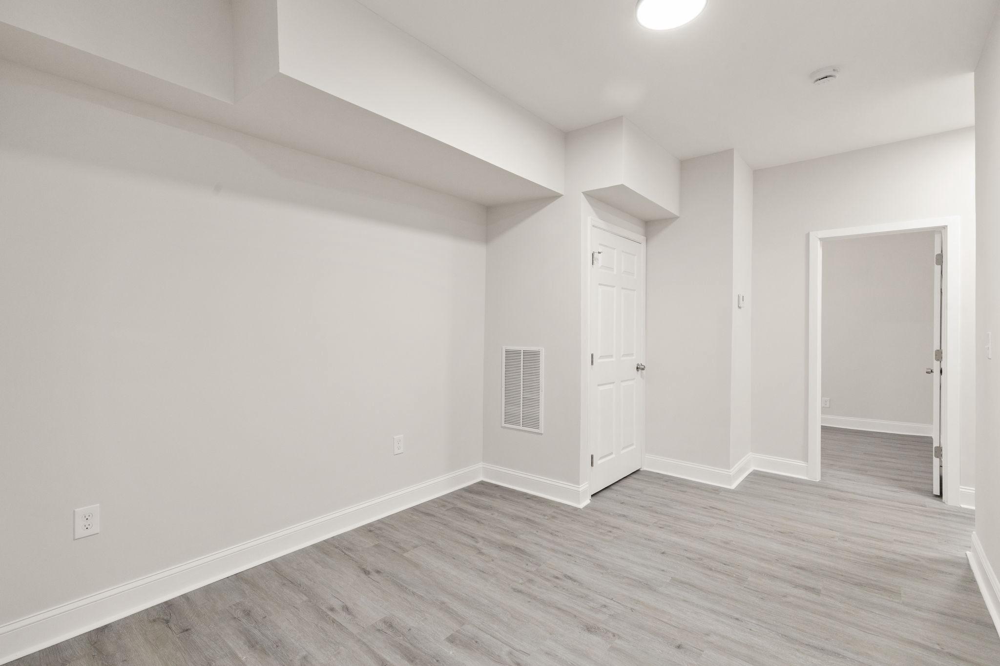 LEXINGTON - Residential