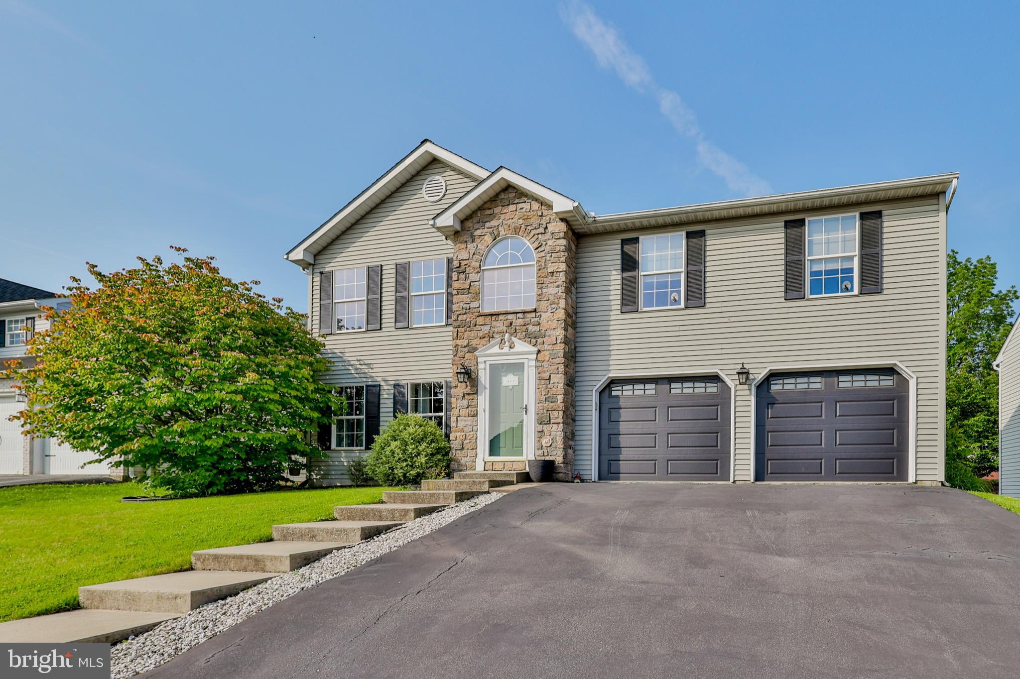 5007 FOXDALE DRIVE
