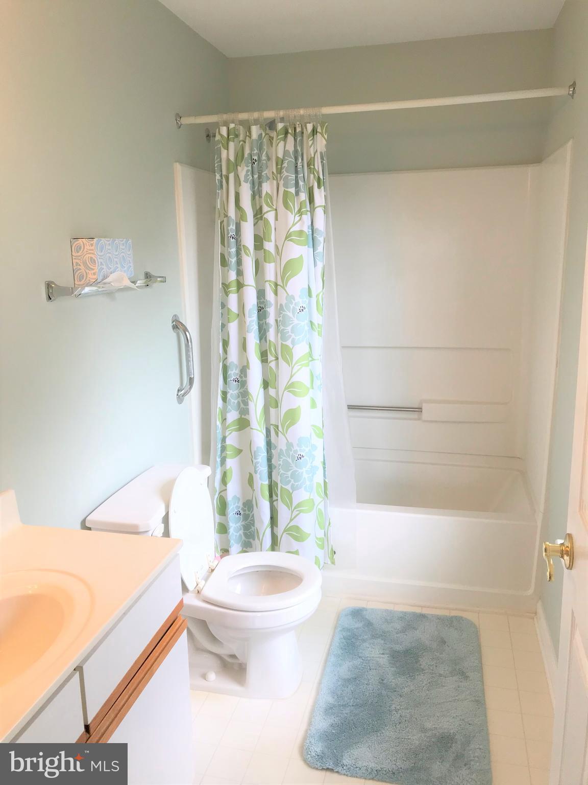 CROMWELL FOUNTAIN - Residential Lease