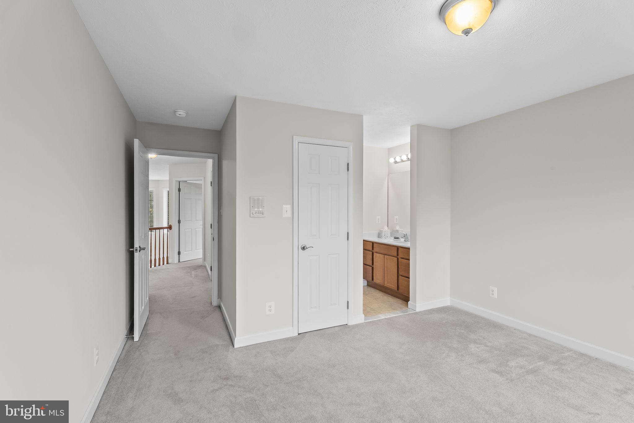 LAKE JAMESON - Residential