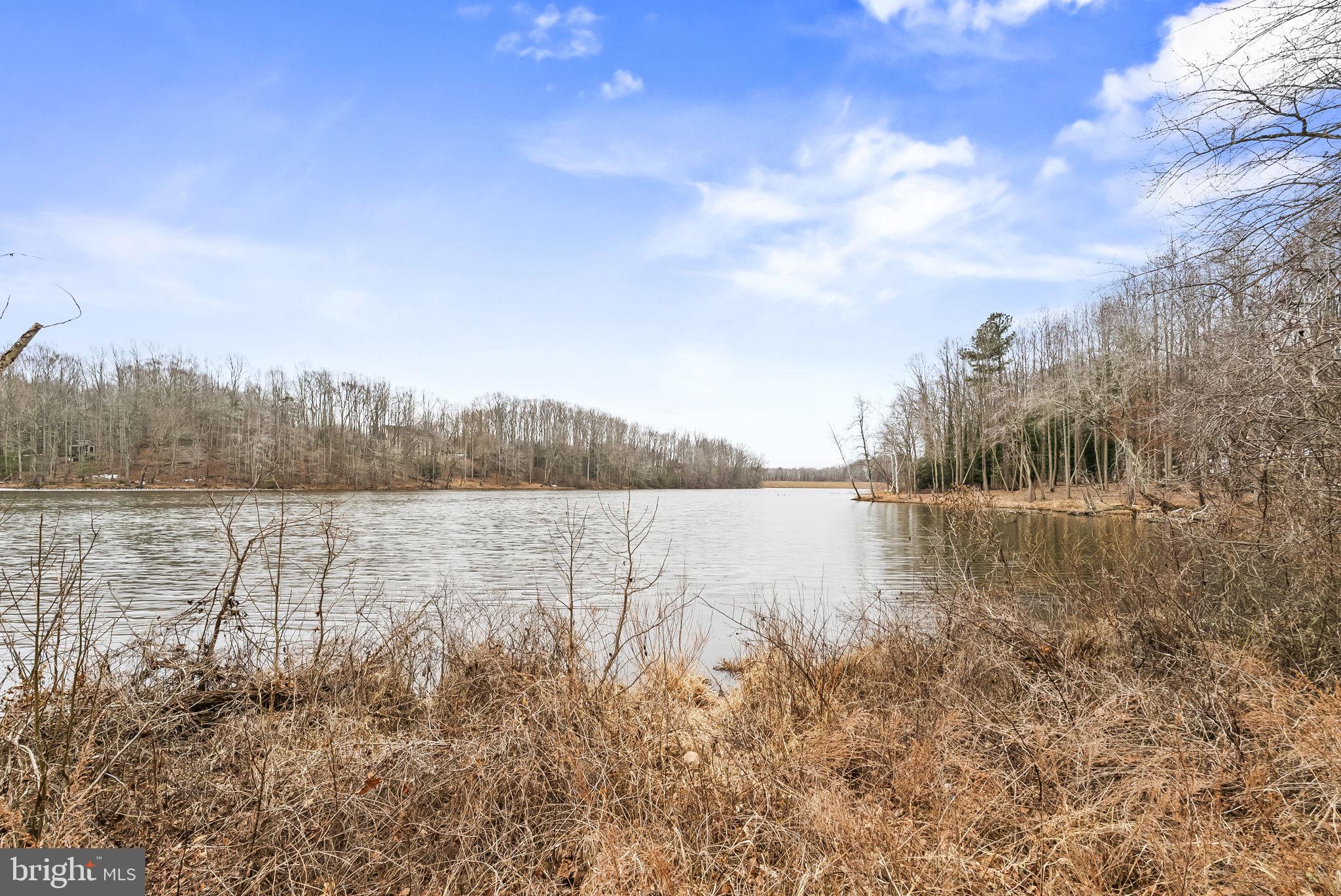 LAKE JAMESON - Residential