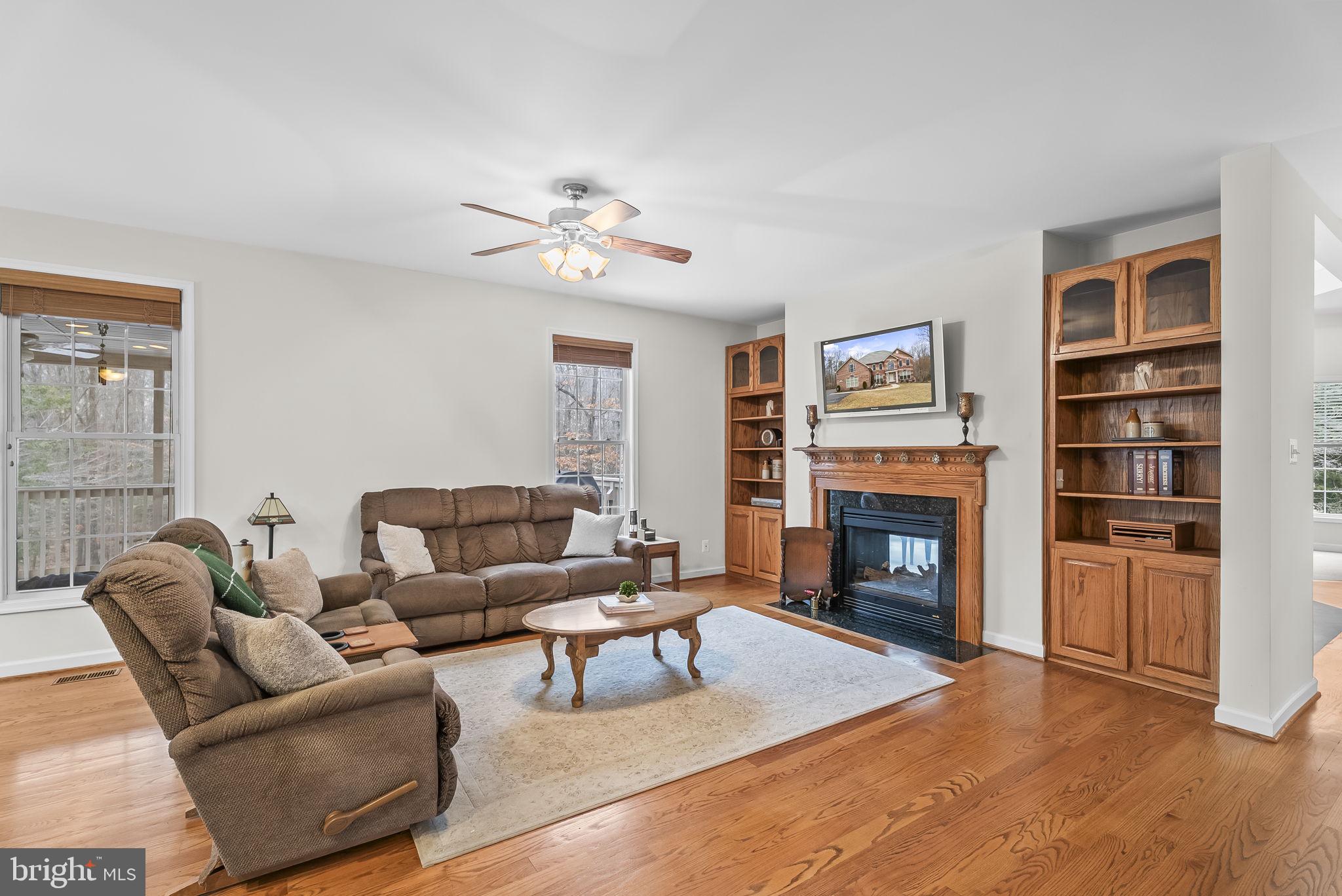 LAKE JAMESON - Residential