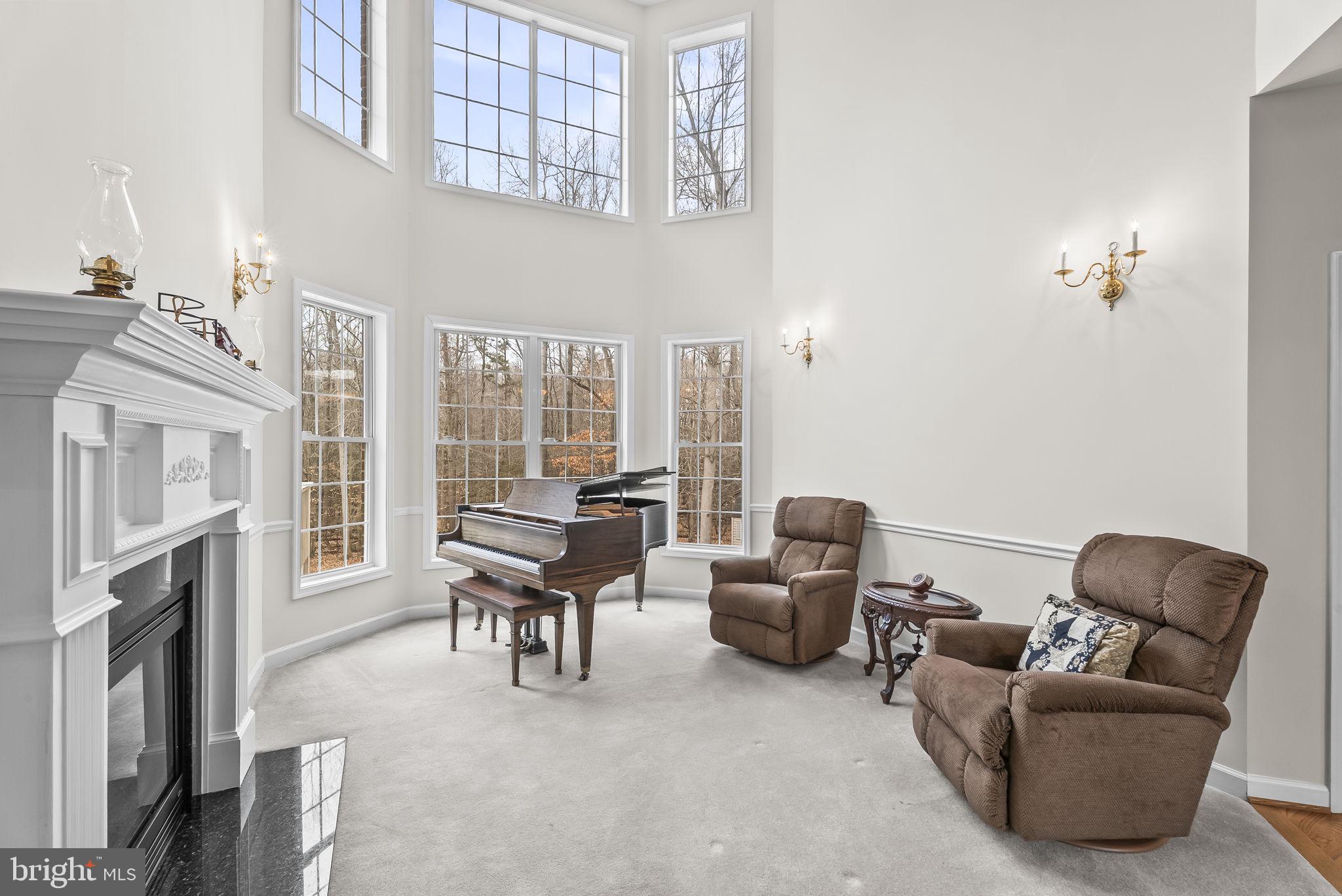 LAKE JAMESON - Residential