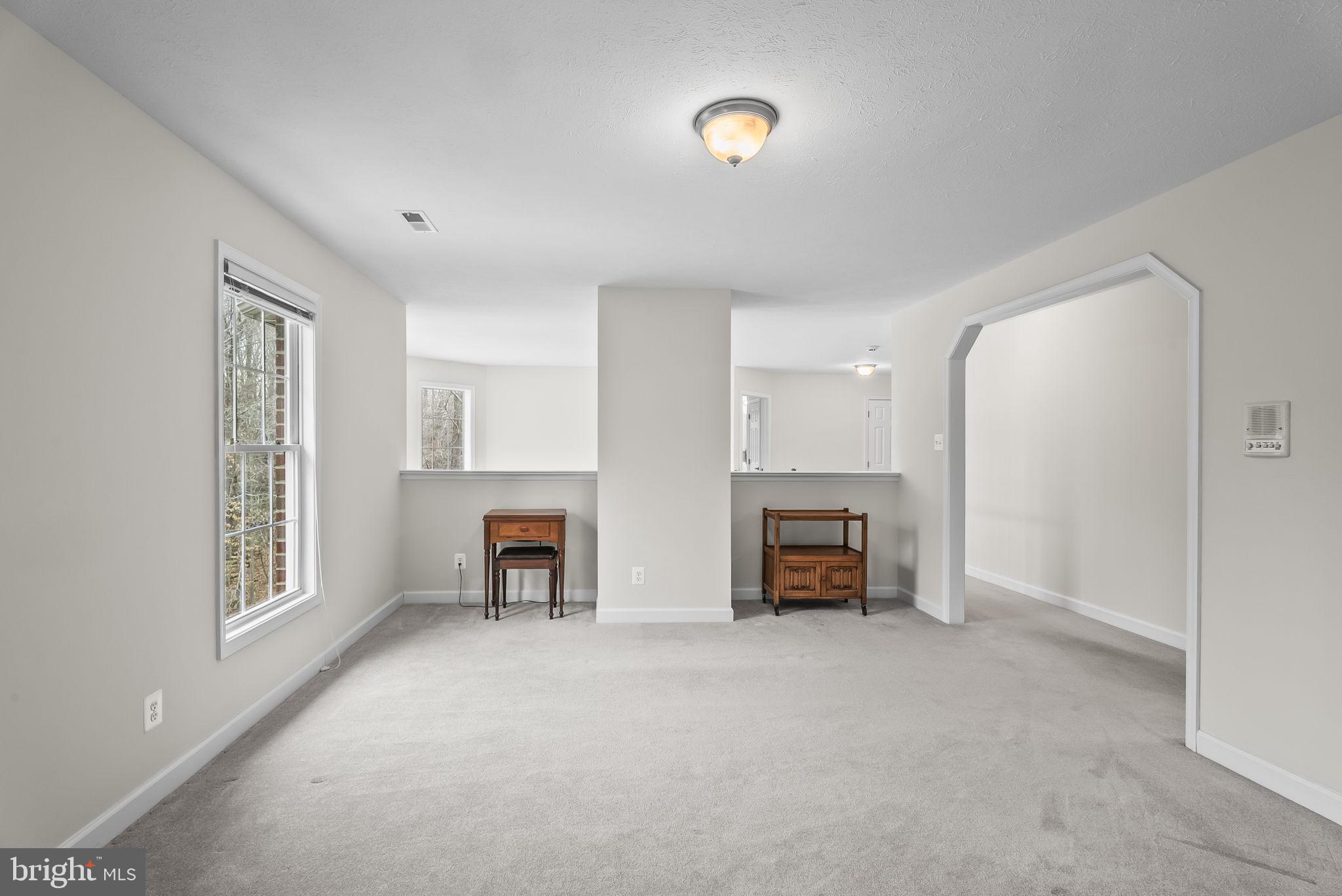 LAKE JAMESON - Residential