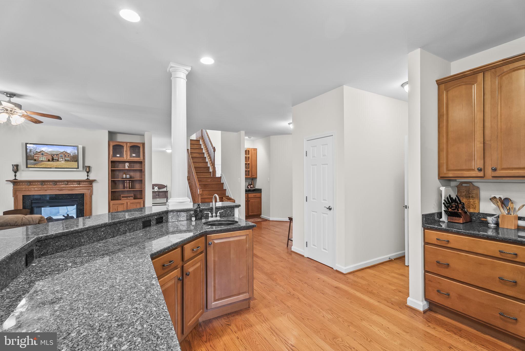 LAKE JAMESON - Residential